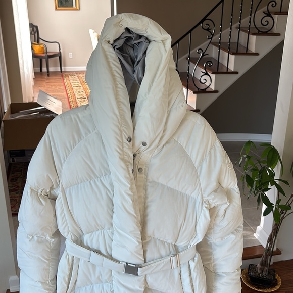 Canada Goose Women’s NWT Marlow Parka North Star White Medium - Picture 3 of 12